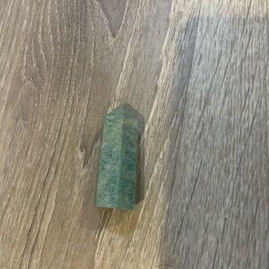 Amazonite crystal tower heart and throat chakra courage calming healing reiki